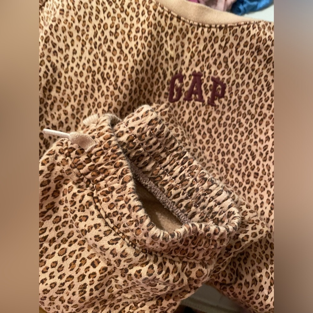 GAP leopard sweatsuit sweat pants & sweatshirt sz 12 kids xl